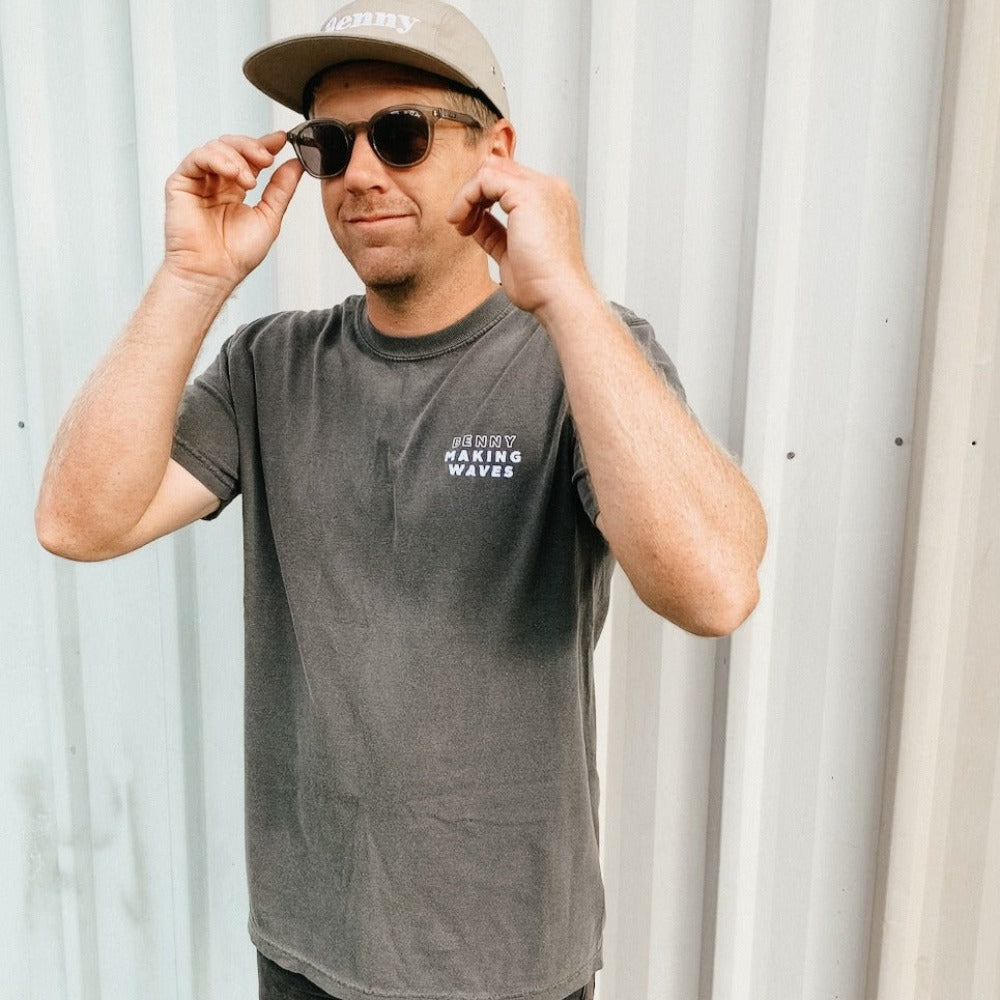 Unisex Making Waves Tee - Pepper